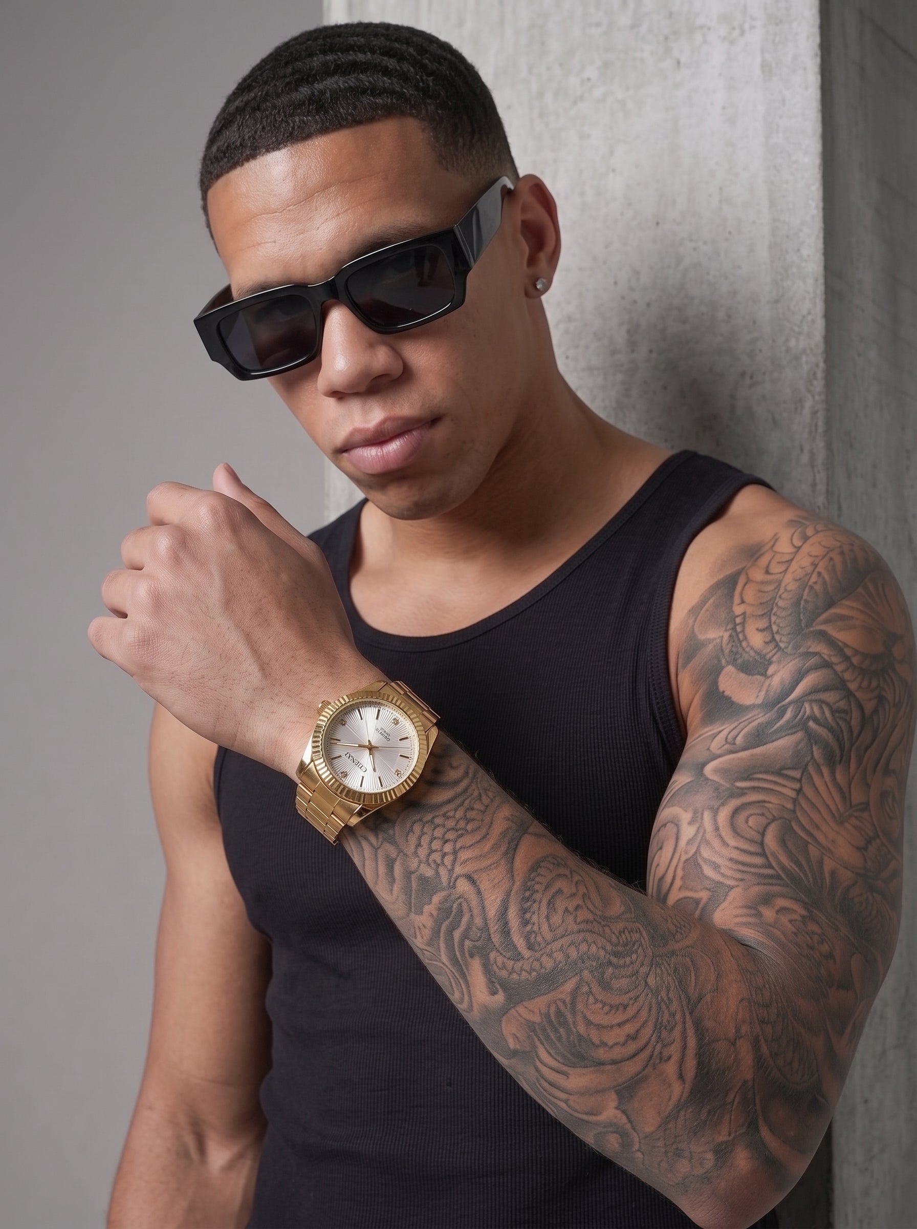 Men's Gold Dress Watch – Fluted Bezel, Steel Bracelet