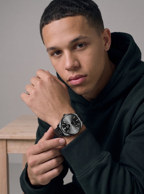 Men's Ultra-Thin Dress Watch – Date Window, Steel Bracelet